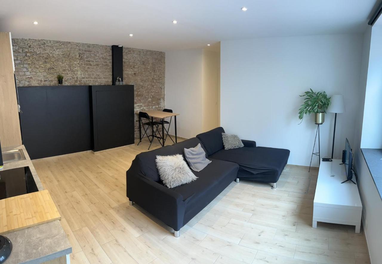 100% Renovated - Quiet Appartment Liege Exterior photo