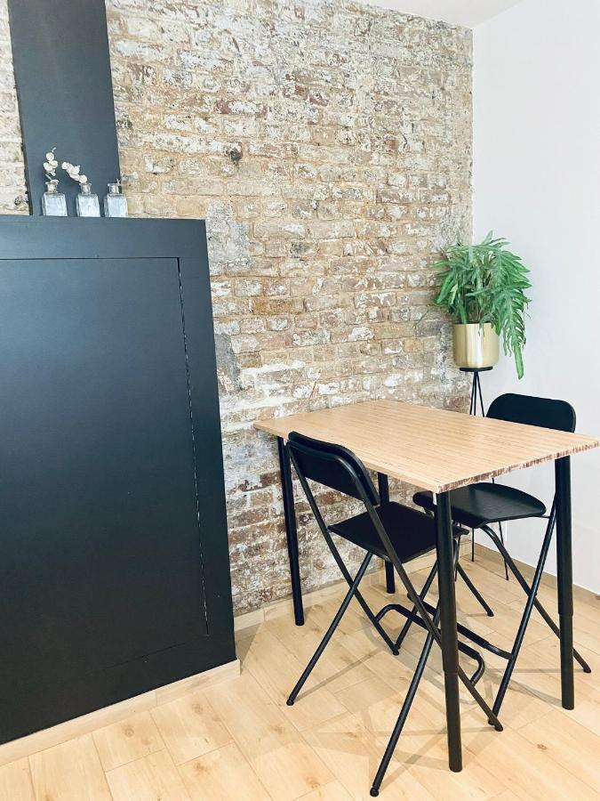 100% Renovated - Quiet Appartment Liege Exterior photo